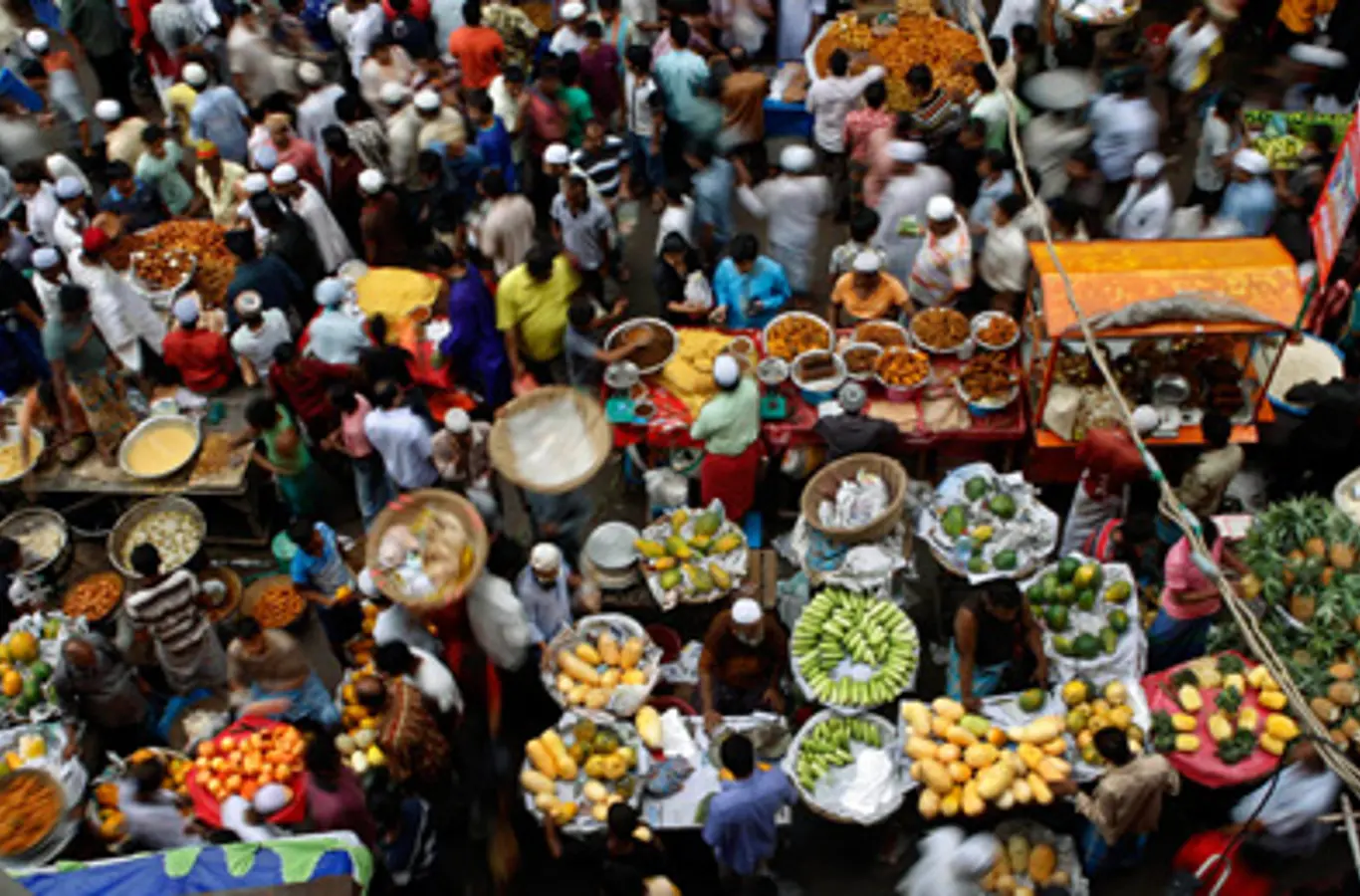 Oversigtsbillede af Chalk Bazaren i Dhaka, Bangladesh.