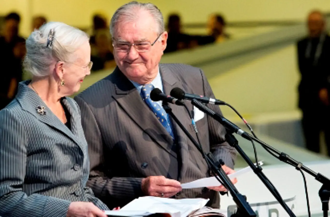 Regentparret på kunstmuseet ARoS ved åbningen af udstillingen "Pas de deux royal" den 11. oktober 2013.