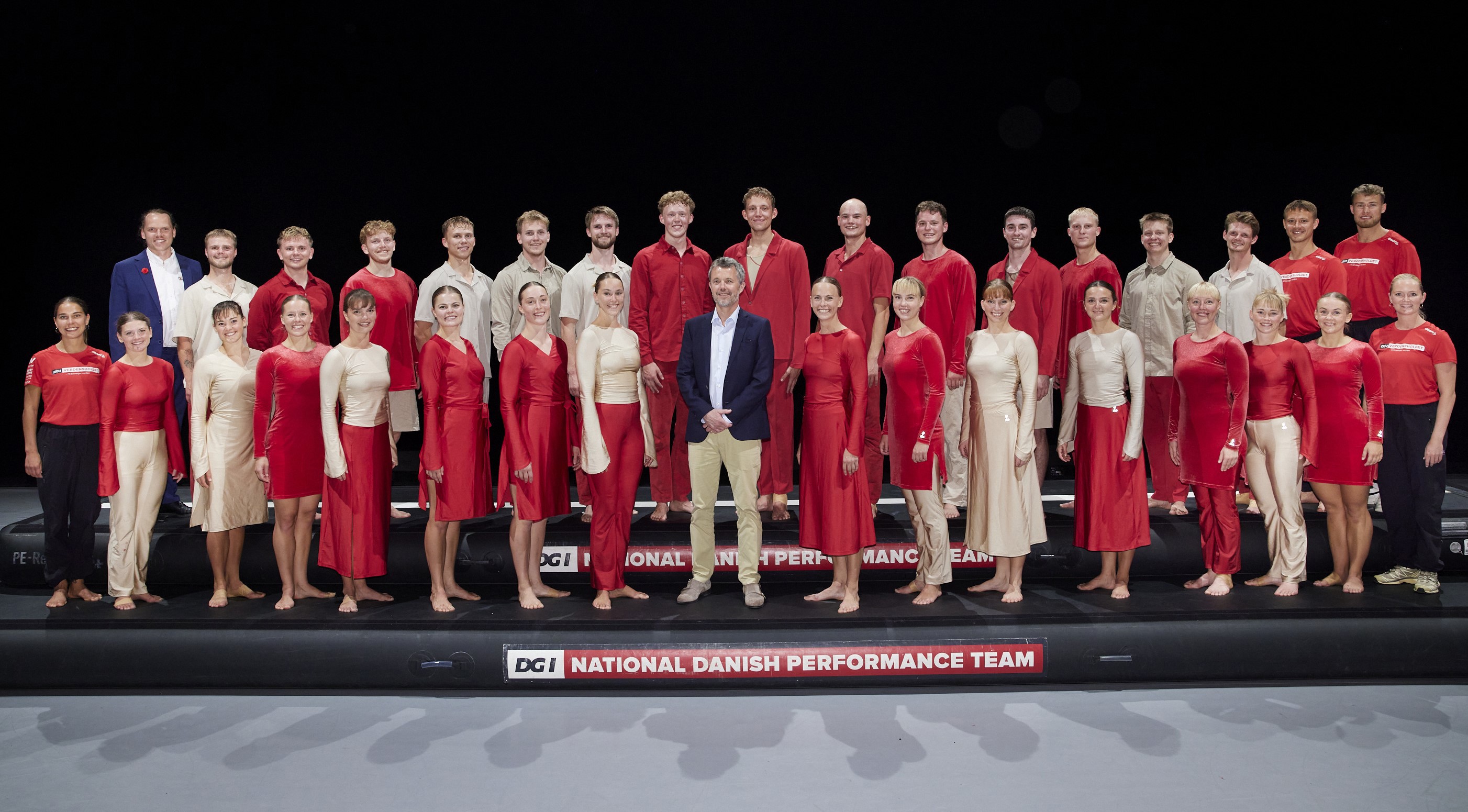 DGI Verdensholdets show KATA i Operaen