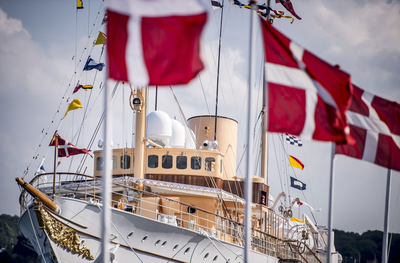 Sommertogter Med Kongeskibet Dannebrog Og Bybes g 2023 sommertogter-med-kongeskibet-dannebrog-og-bybes-g-2023