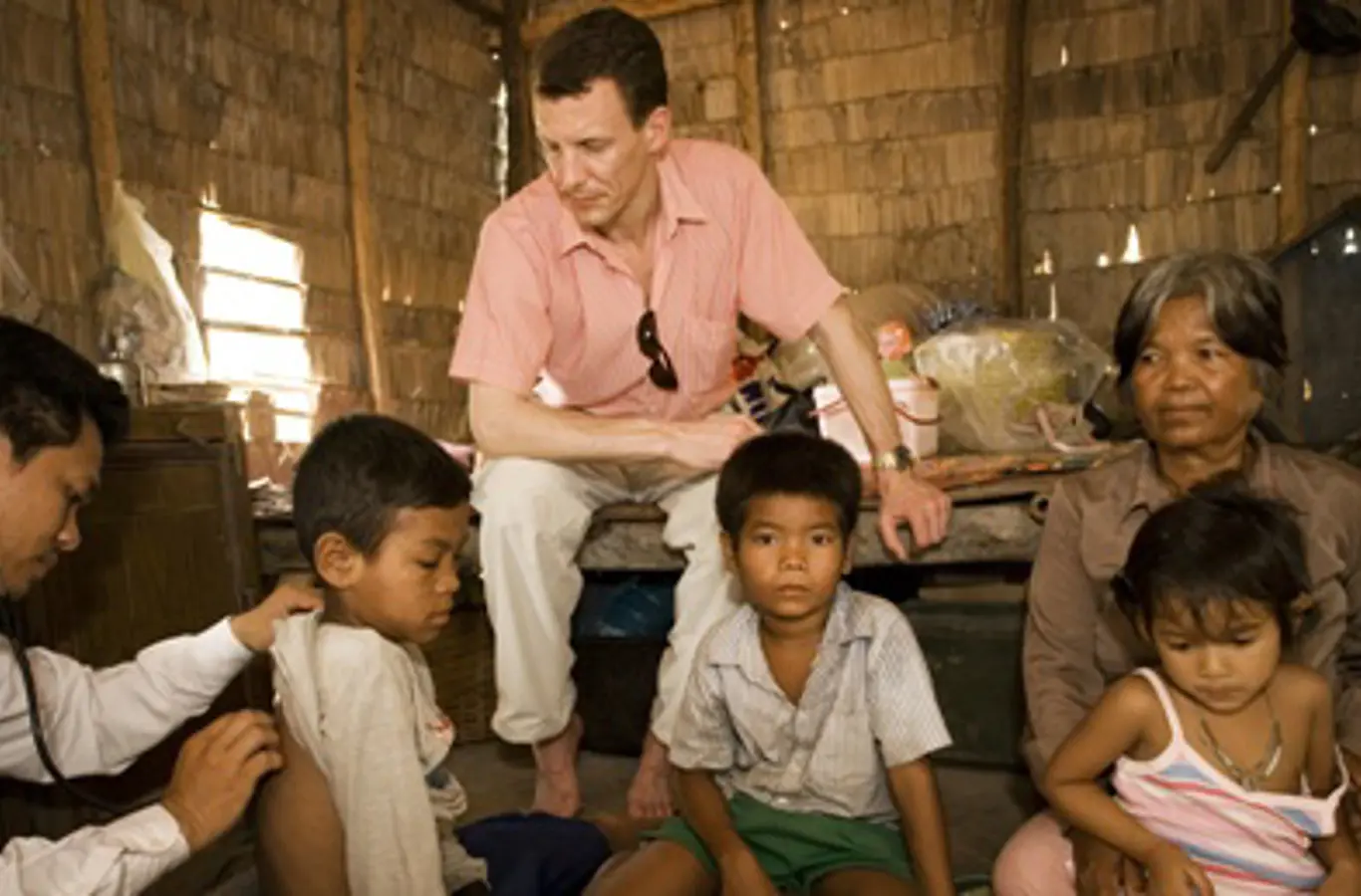 H.K.H. Prins Joachim besøger som protektor for CARE Danmark Cambodja.