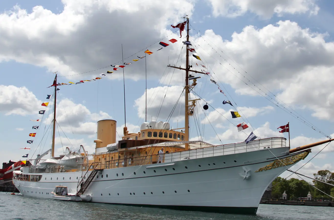 Kongeskibet Dannebrog i Københavns Havn, 2010
